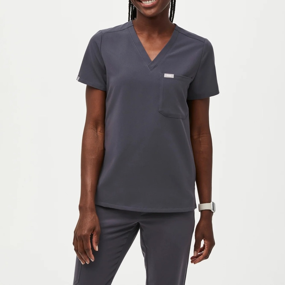 FIGS Charcoal Catarina One Pocket Scrub Top